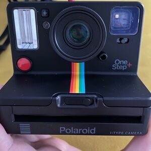 Polaroid One Step+ i-type Camera